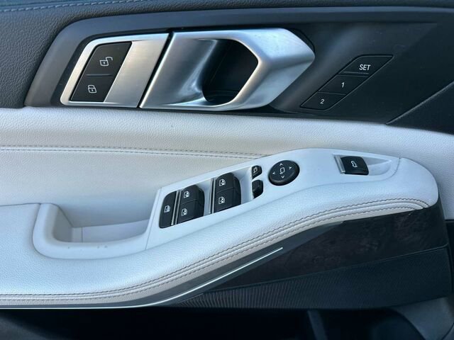 Used 2020 BMW X5 sDrive40i w/ Convenience Package image 11