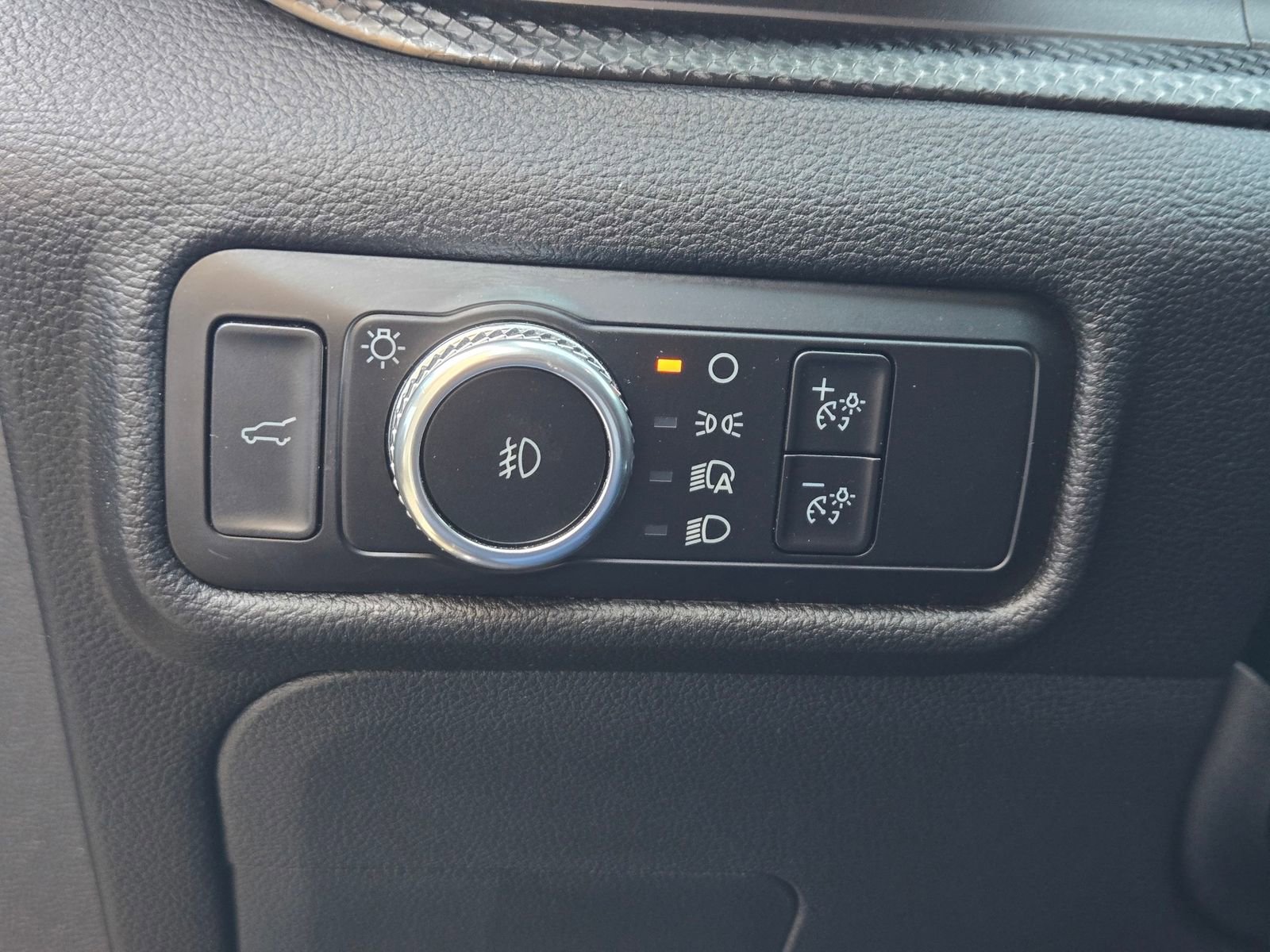 Used 2023 Ford Explorer ST w/ Equipment Group 401A AWD/4WD image 22