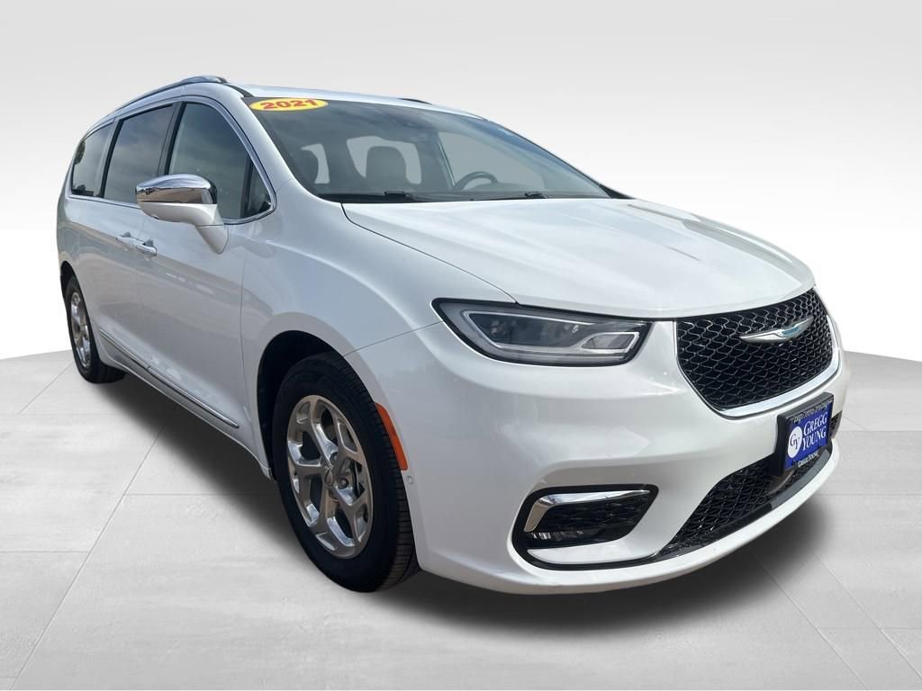 Used 2021 Chrysler Pacifica Limited w/ Premium & Safety Sphere Group FWD image 8