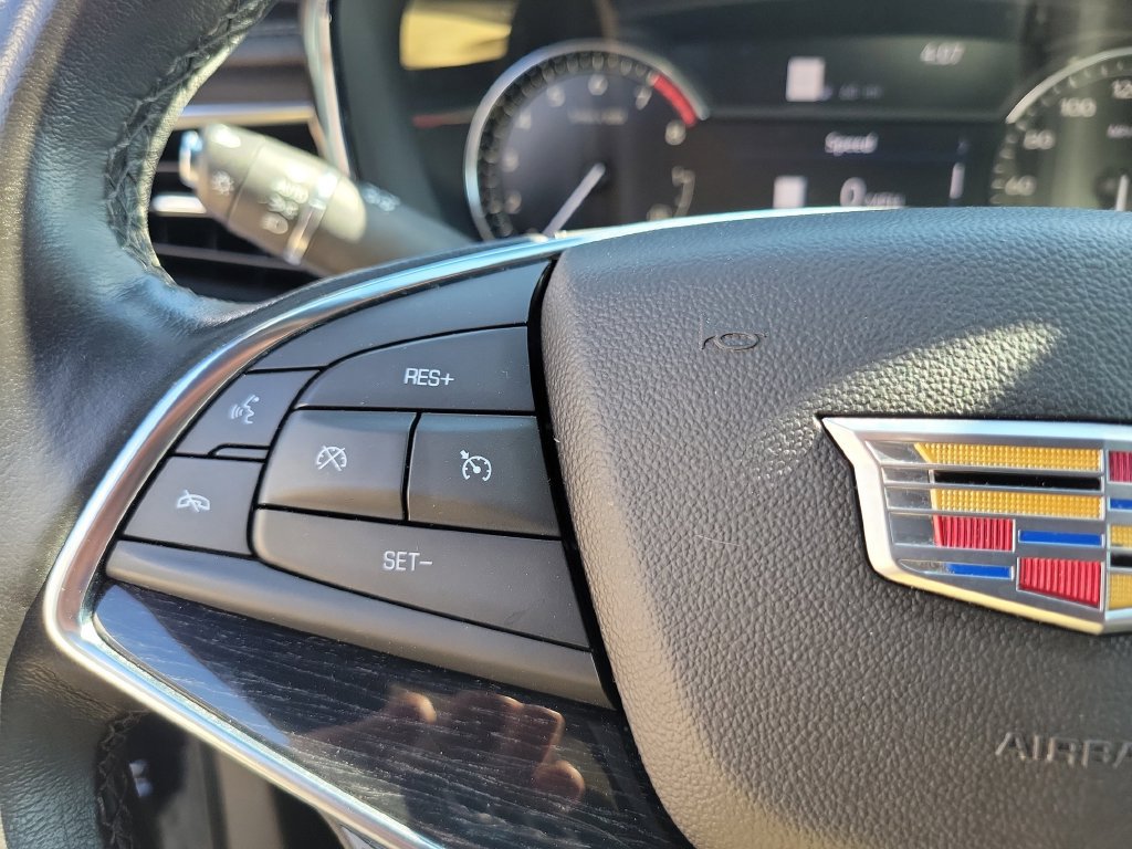 Used 2023 Cadillac XT5 Premium Luxury w/ LPO, Floor Liner Package AWD/4WD image 29