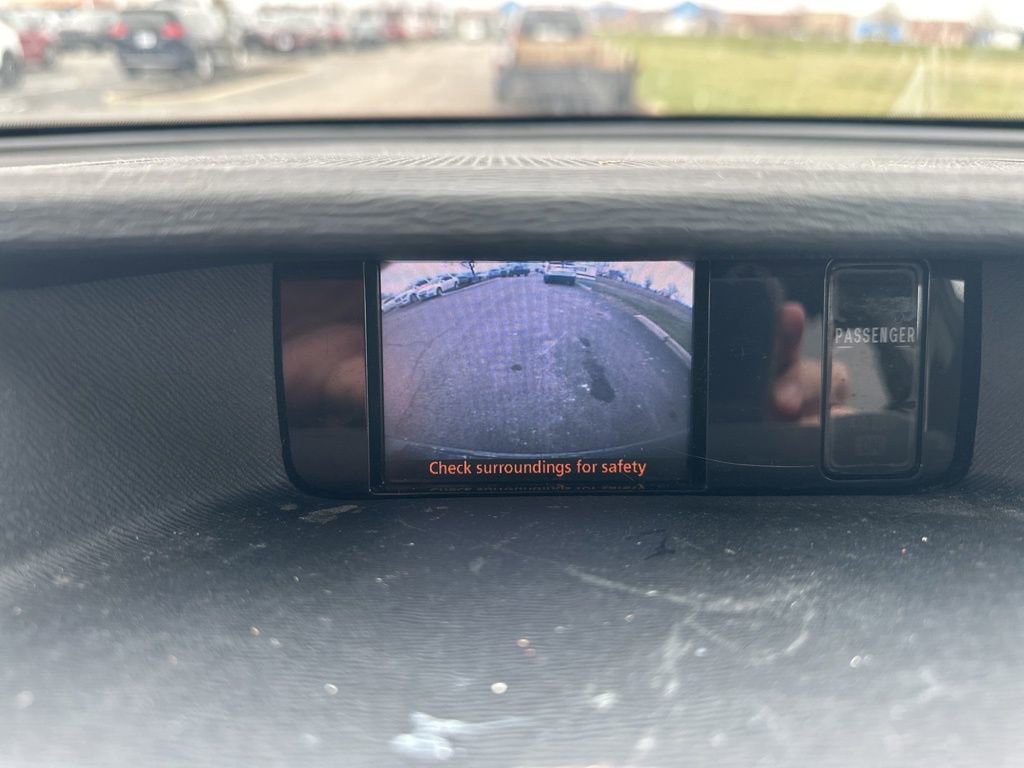 Used 2012 Toyota Sienna XLE image 23