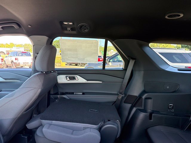 New 2027 Ford Explorer Active RWD image 23