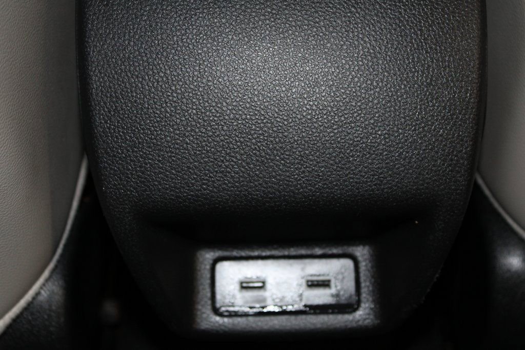 Used 2022 Honda Civic Touring image 19