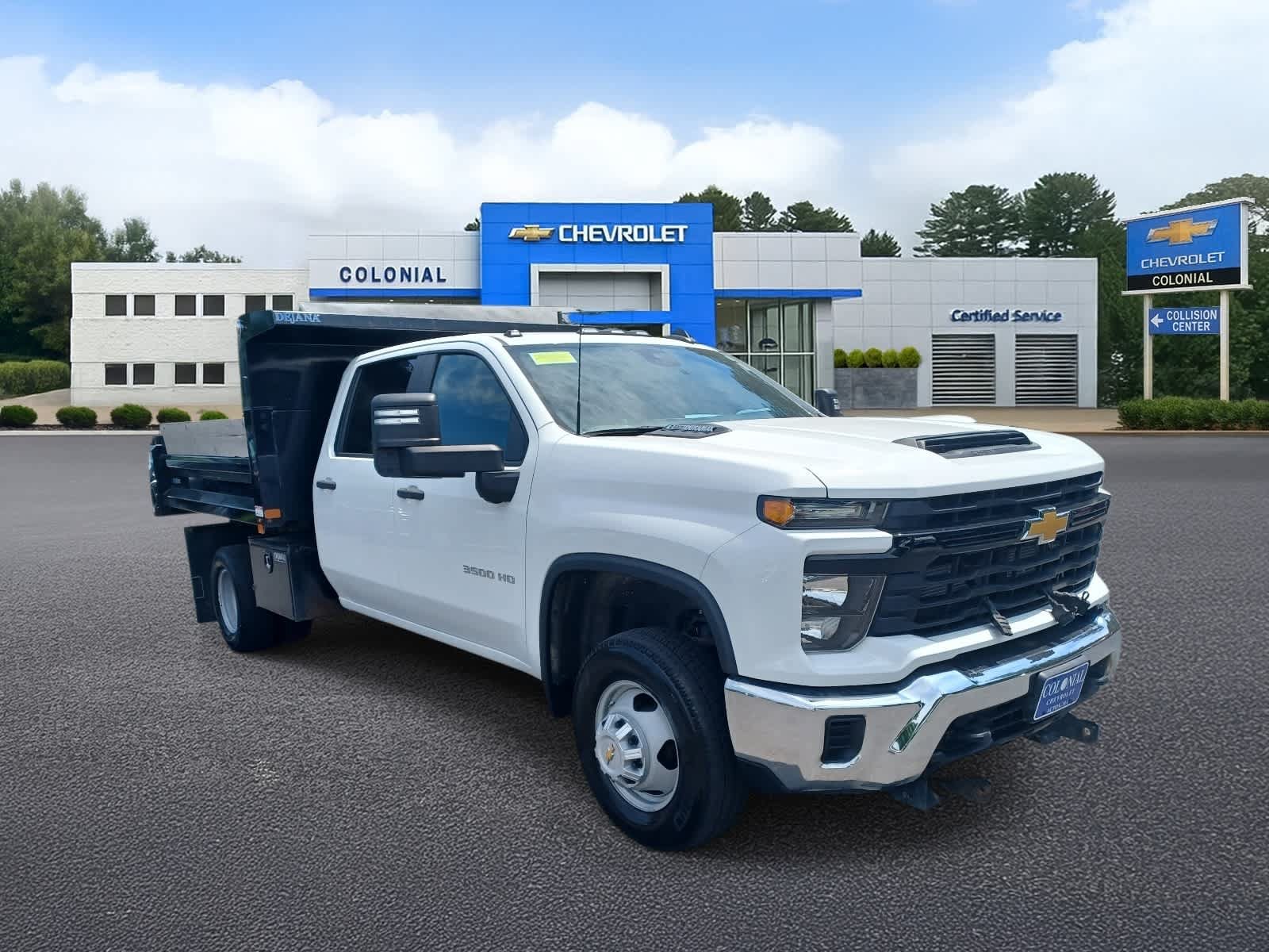 Used 2024 Chevrolet Silverado 3500 W/T w/ WT Convenience Package AWD/4WD image 3