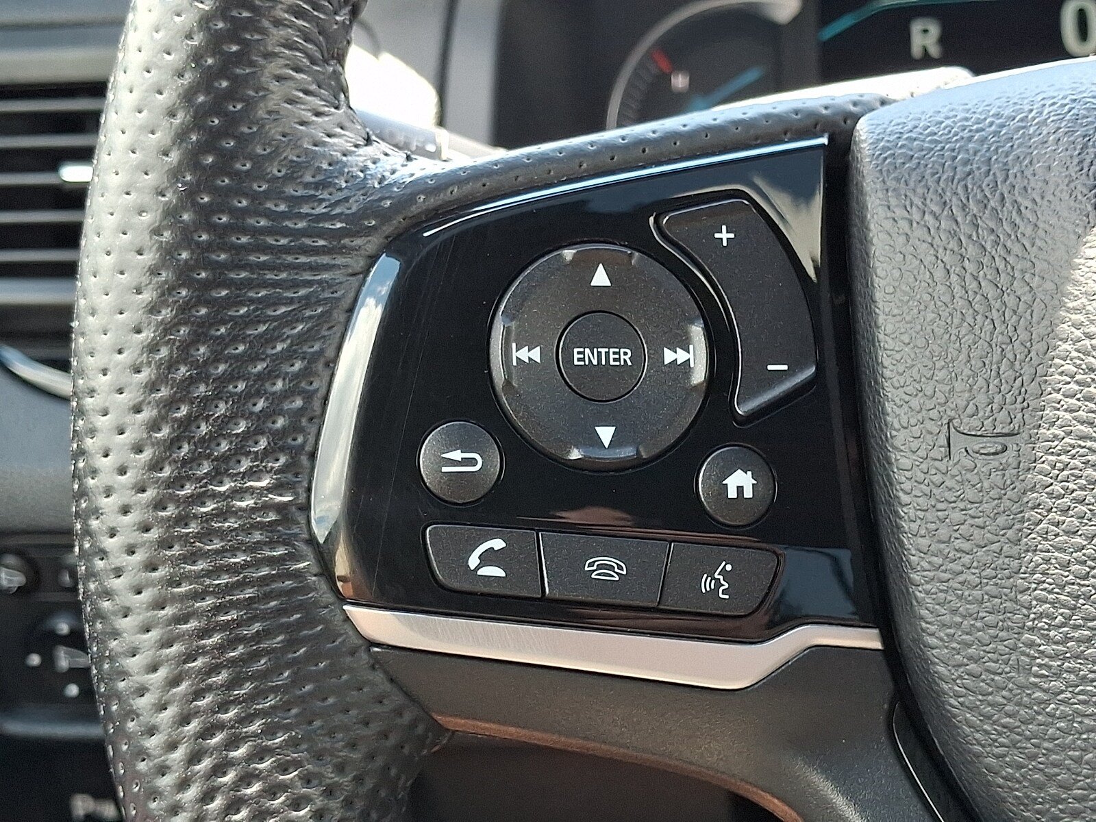 Used 2020 Honda Passport Touring image 24