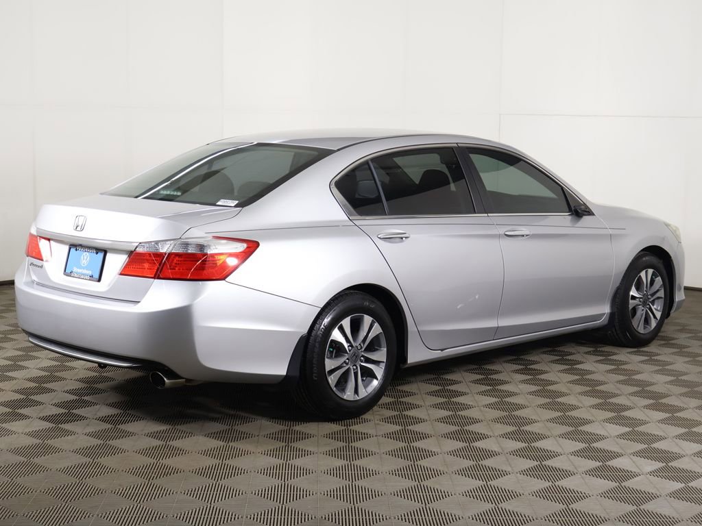 Used 2013 Honda Accord LX image 7