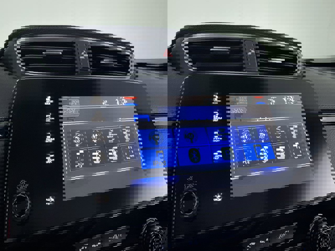 Used 2019 Honda CR-V EX image 15