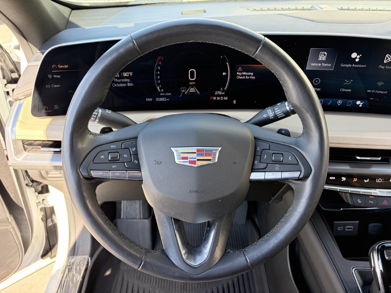Certified 2024 Cadillac XT4 Luxury w/ Cold Weather Package FWD image 24