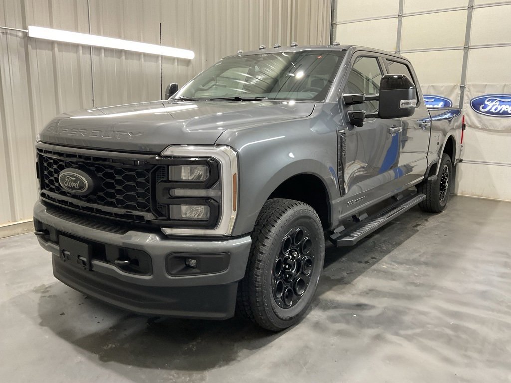 New 2026 Ford F250 Lariat image 3