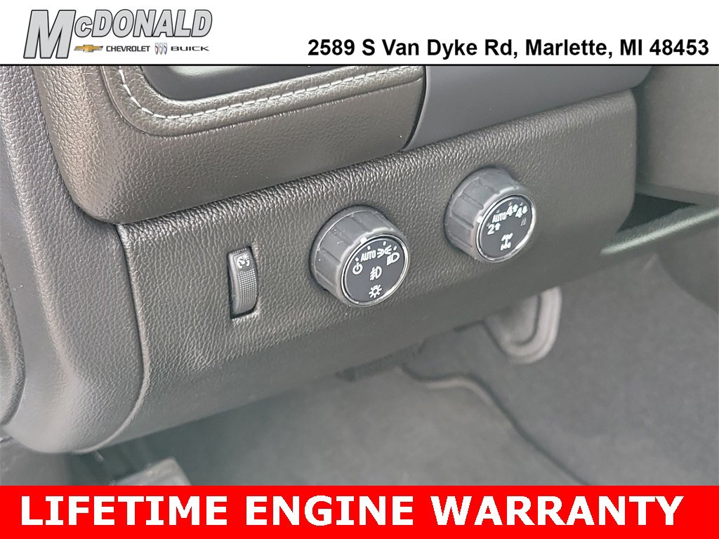 Used 2022 GMC Canyon Elevation image 8