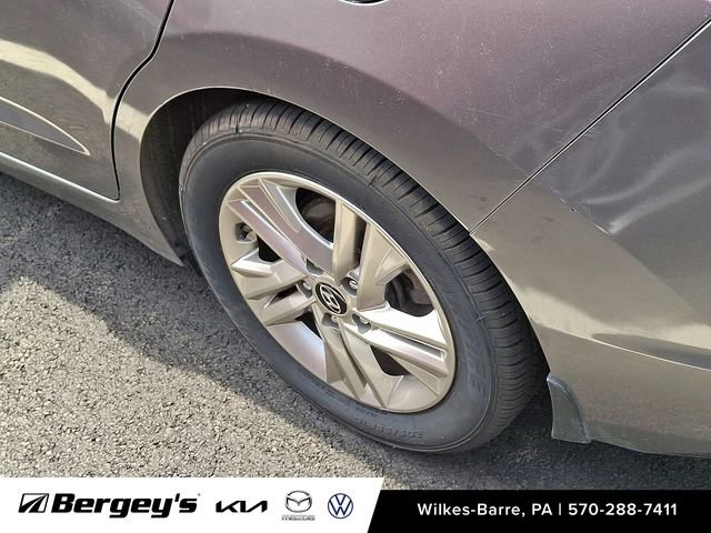Used 2019 Hyundai Elantra Value Edition FWD image 9