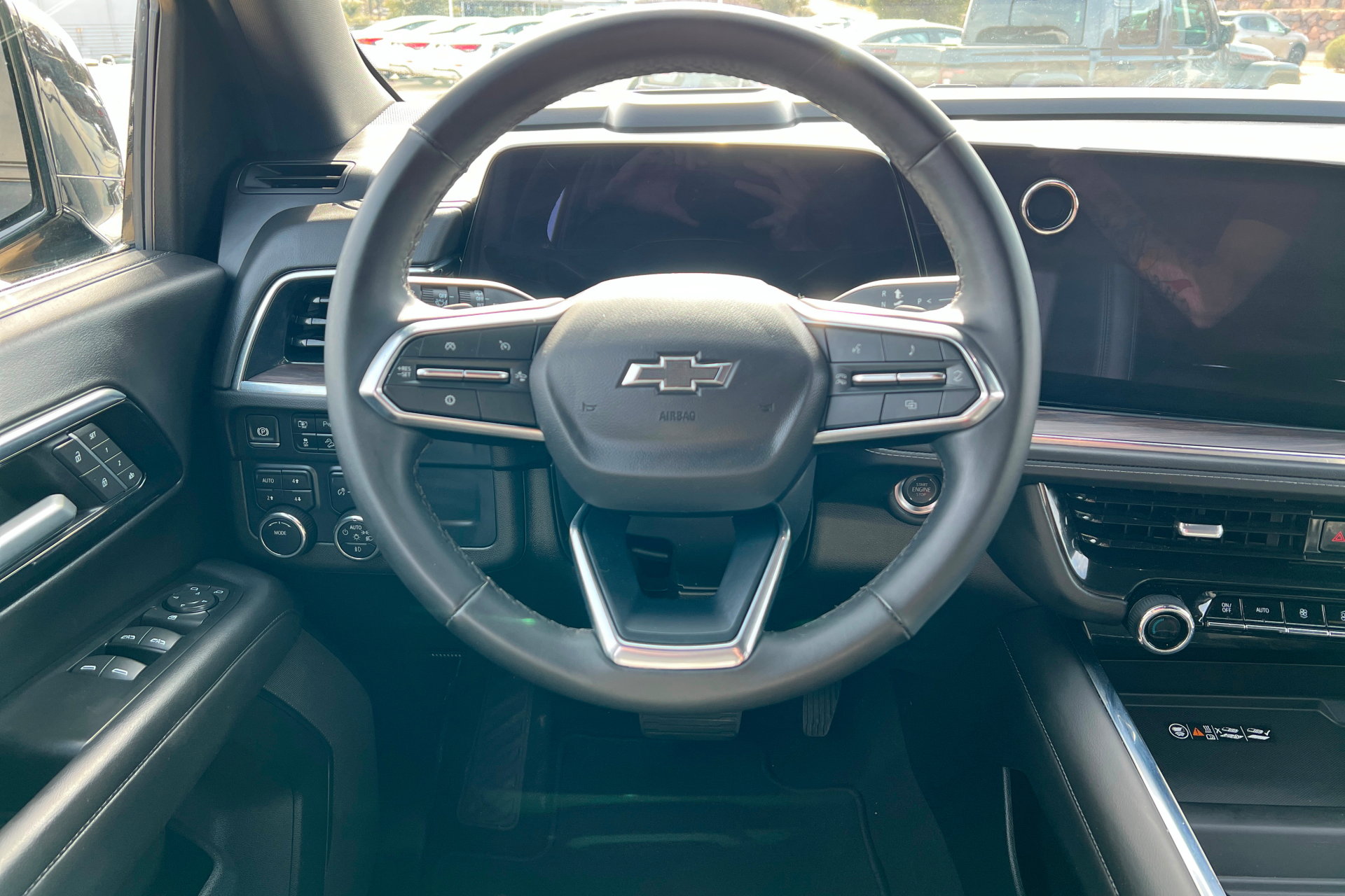 Certified 2025 Chevrolet Tahoe Z71 image 13