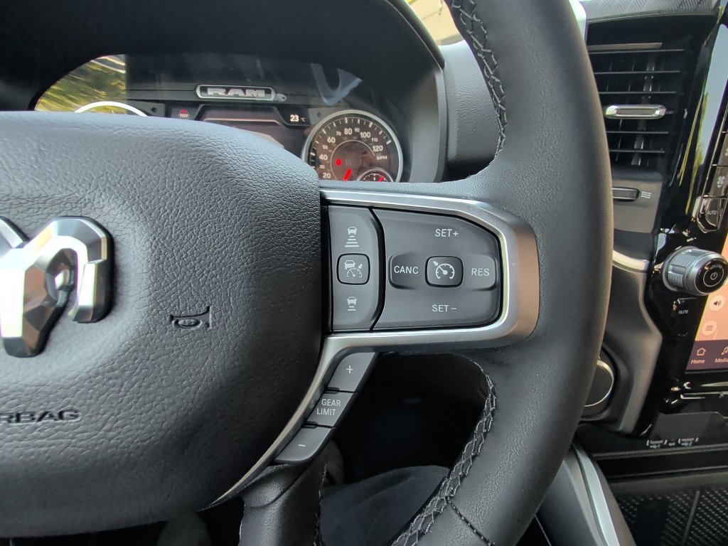 New 2026 RAM 1500 Big Horn AWD/4WD image 19