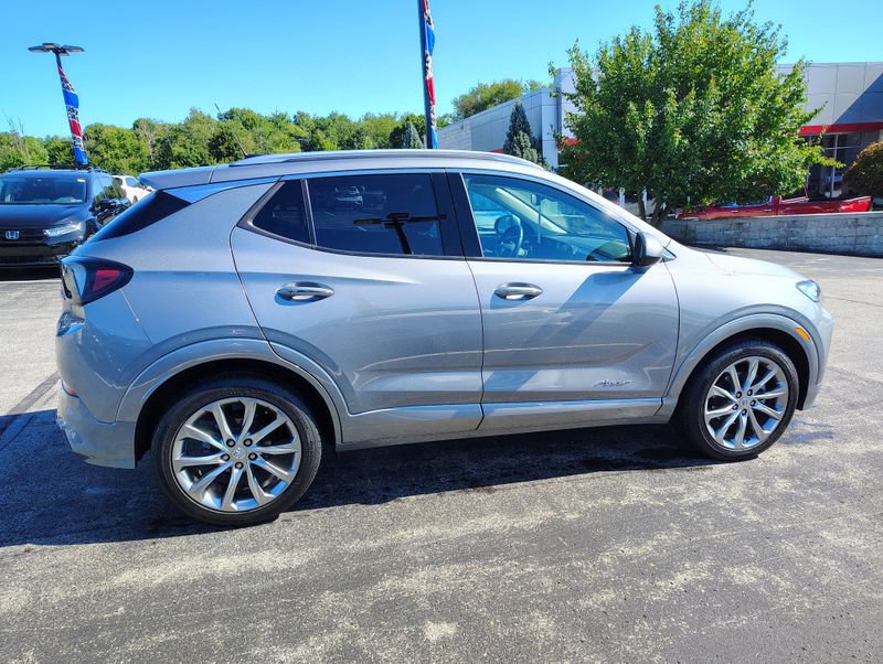 Used 2024 Buick Encore GX Avenir FWD image 4