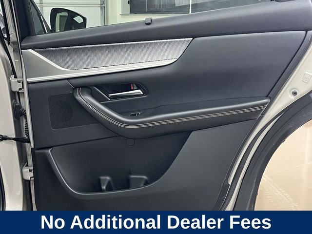 Used 2025 MAZDA CX-90 3.3 Turbo w/ Preferred Package AWD/4WD image 27