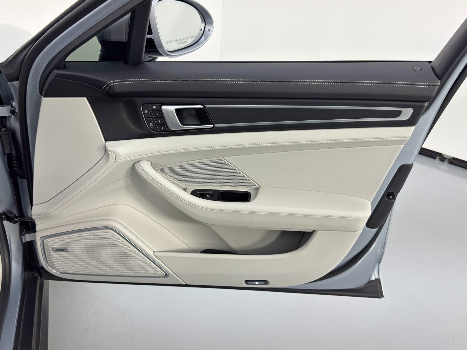 Used 2023 Porsche Panamera Platinum Edition RWD image 47