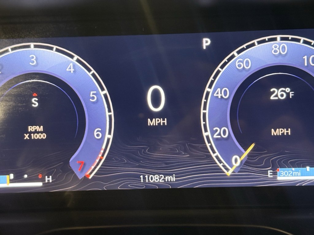 Certified 2025 Jeep Grand Cherokee Altitude image 27