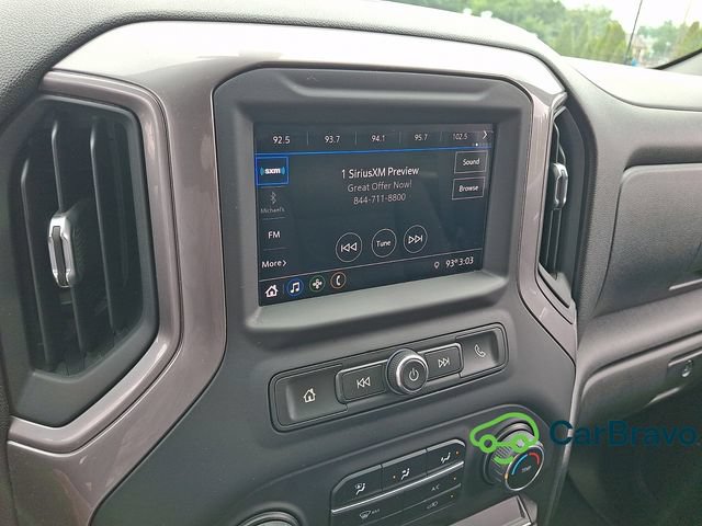 Used 2020 Chevrolet Silverado 1500 Custom w/ Custom Value Package AWD/4WD image 17