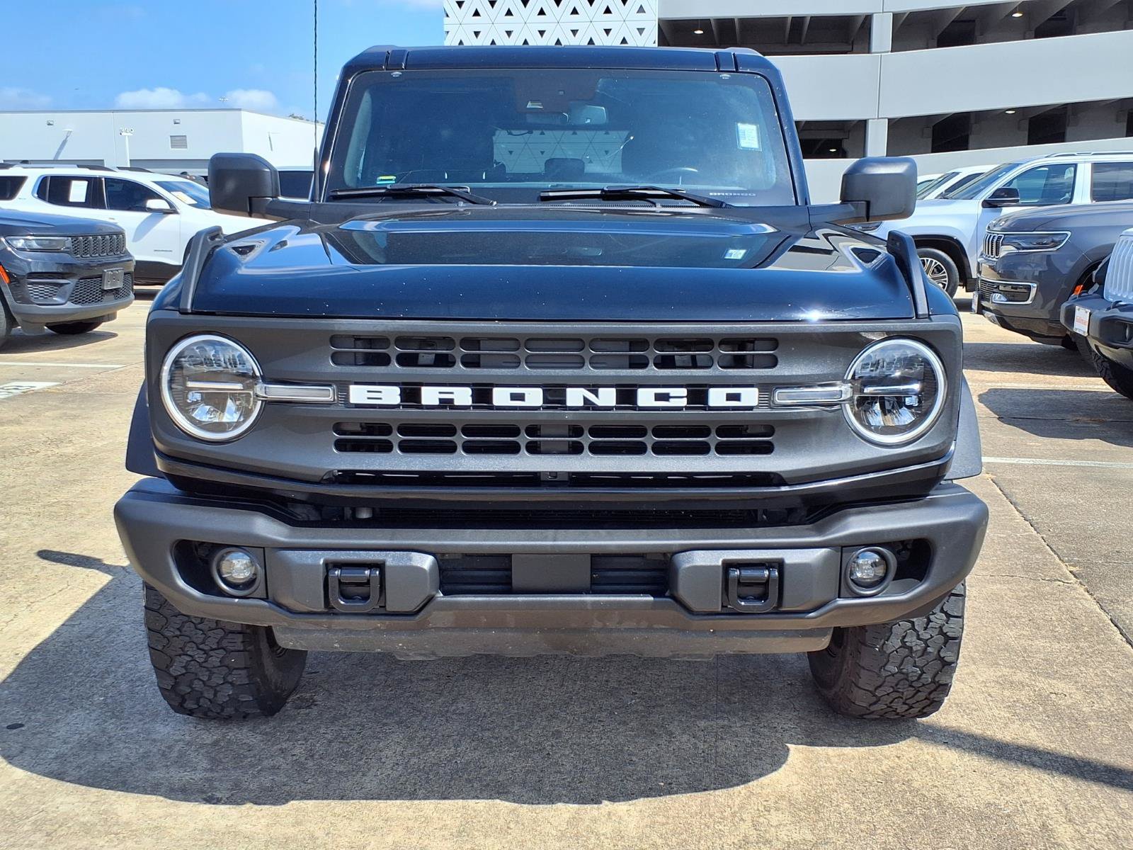 Used 2023 Ford Bronco Black Diamond AWD/4WD image 25