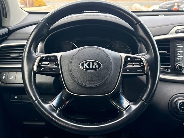 Used 2019 Kia Sorento LX w/ LX Convenience Package image 14
