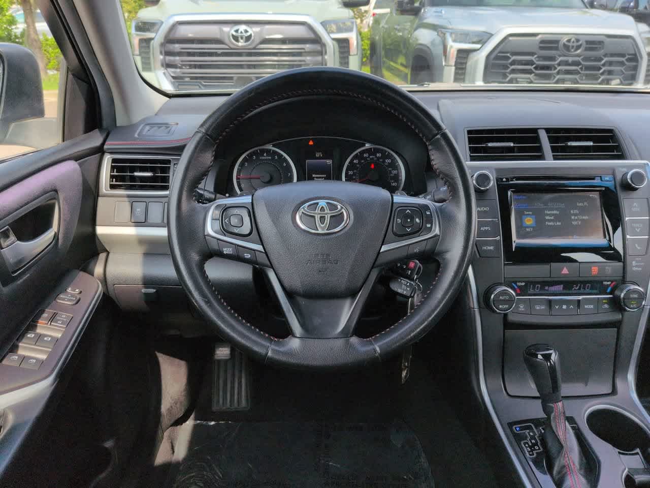 Used 2015 Toyota Camry XSE FWD image 15