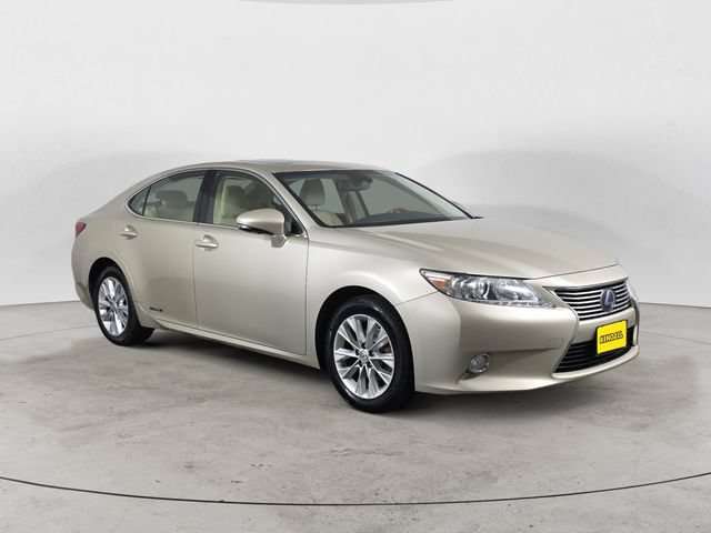 Used 2013 Lexus ES 300h w/ Luxury Pkg FWD image 3