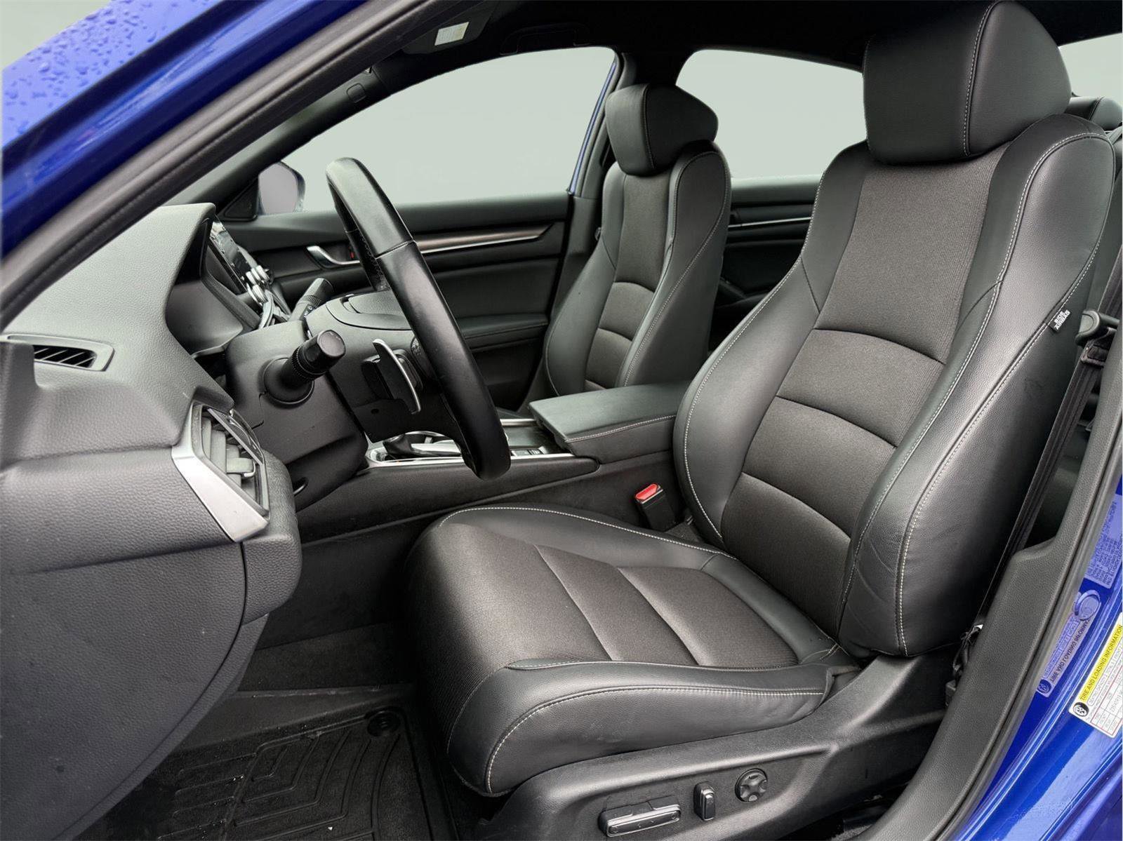 Used 2022 Honda Accord Sport image 12