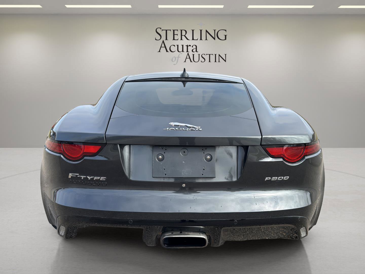 Used 2019 Jaguar F-TYPE Coupe image 6