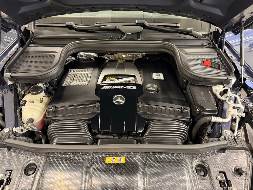 Used 2024 Mercedes-Benz GLS 63 AMG 4MATIC image 11