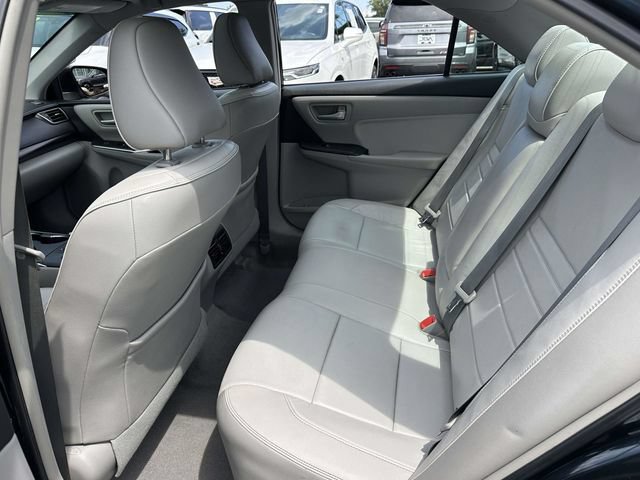 Used 2015 Toyota Camry XLE FWD image 19