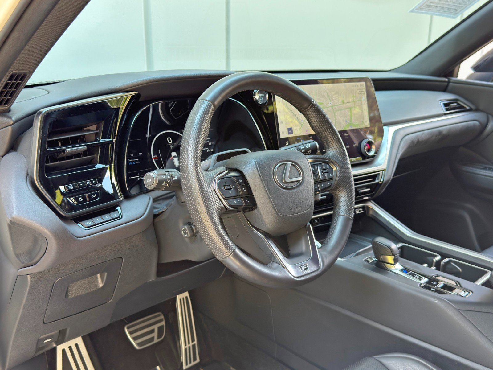 Used 2024 Lexus TX 500h AWD w/ Technology Package image 13
