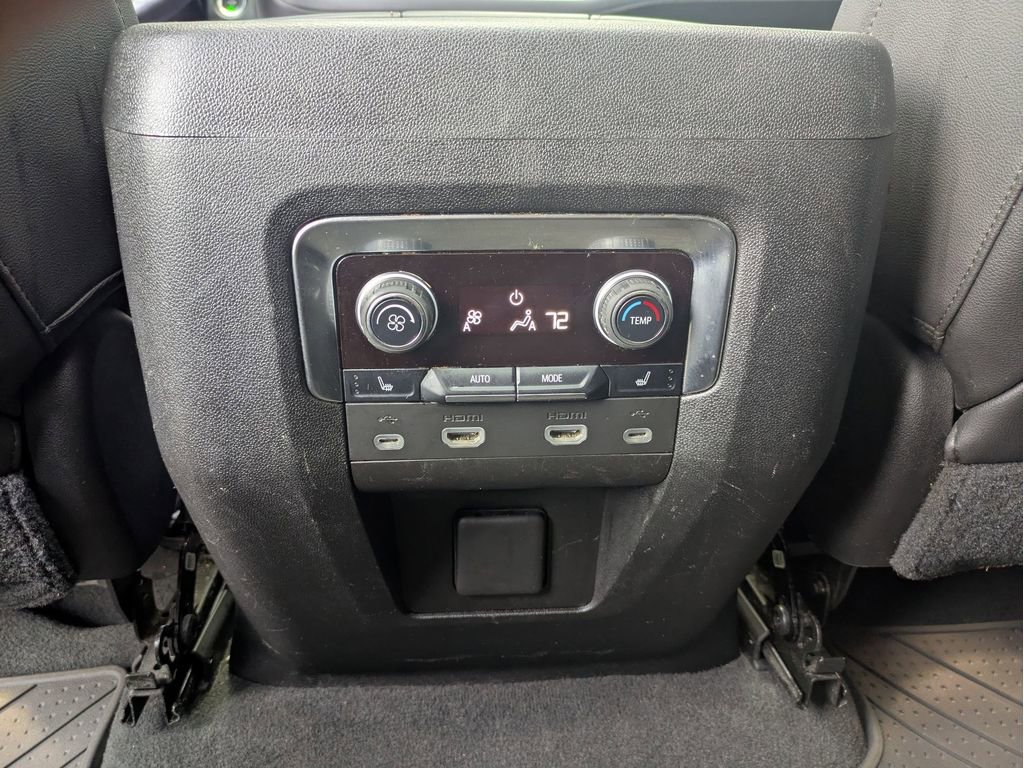 Used 2021 Chevrolet Tahoe Z71 w/ Z71 Signature Package image 28