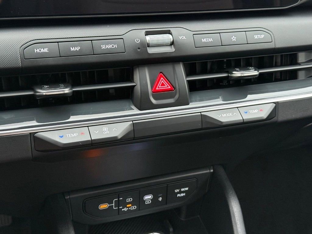 New 2025 Kia K4 EX image 12