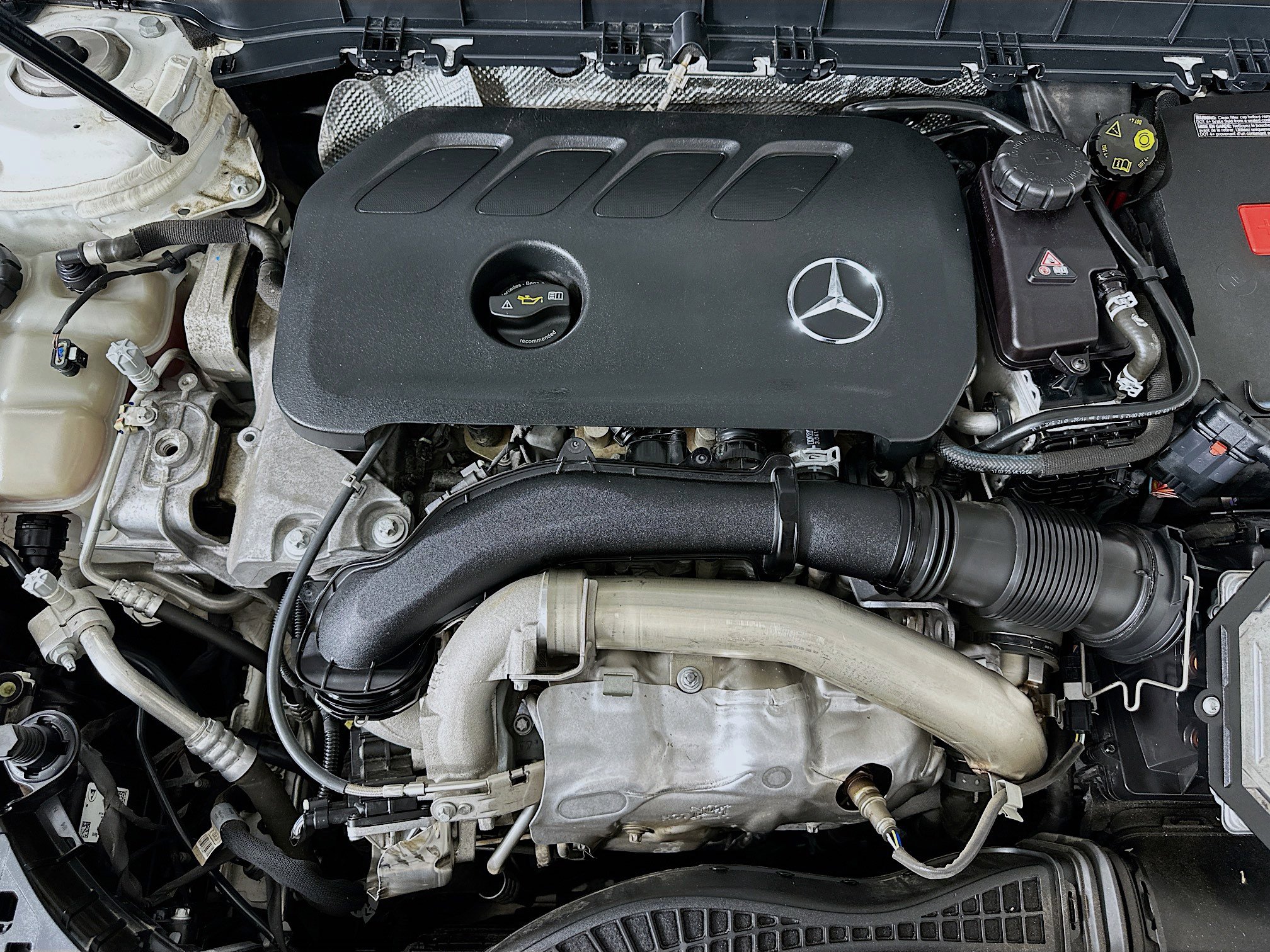 Used 2024 Mercedes-Benz GLB 250 GLB 250 image 32