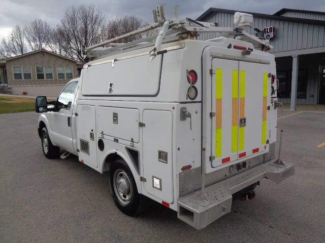 Used 2013 Ford F350 XL image 3