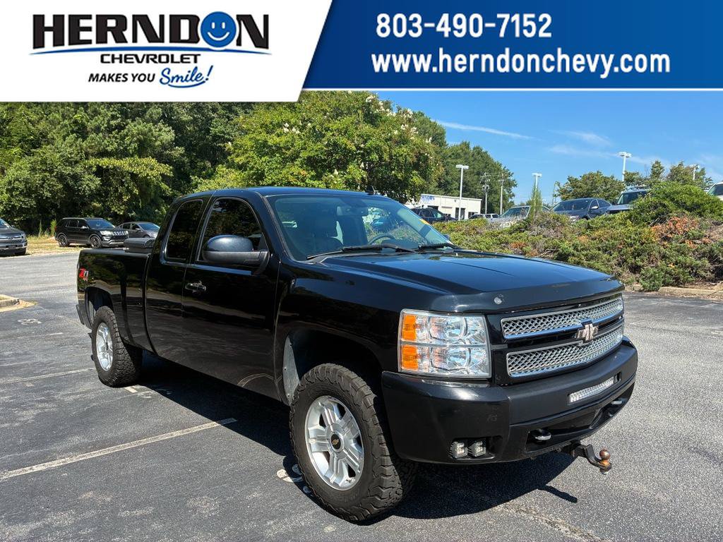 Used 2013 Chevrolet Silverado 1500 LT w/ All-Star Edition AWD/4WD image 1