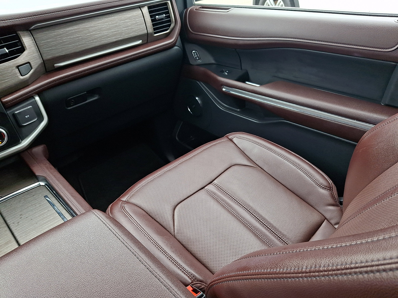 Certified 2024 Ford Expedition Max Limited image 15