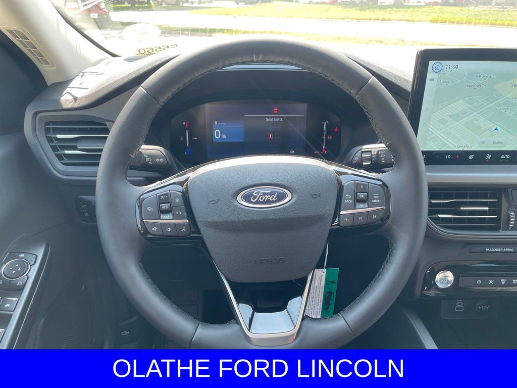 New 2025 Ford Escape SE FWD image 19