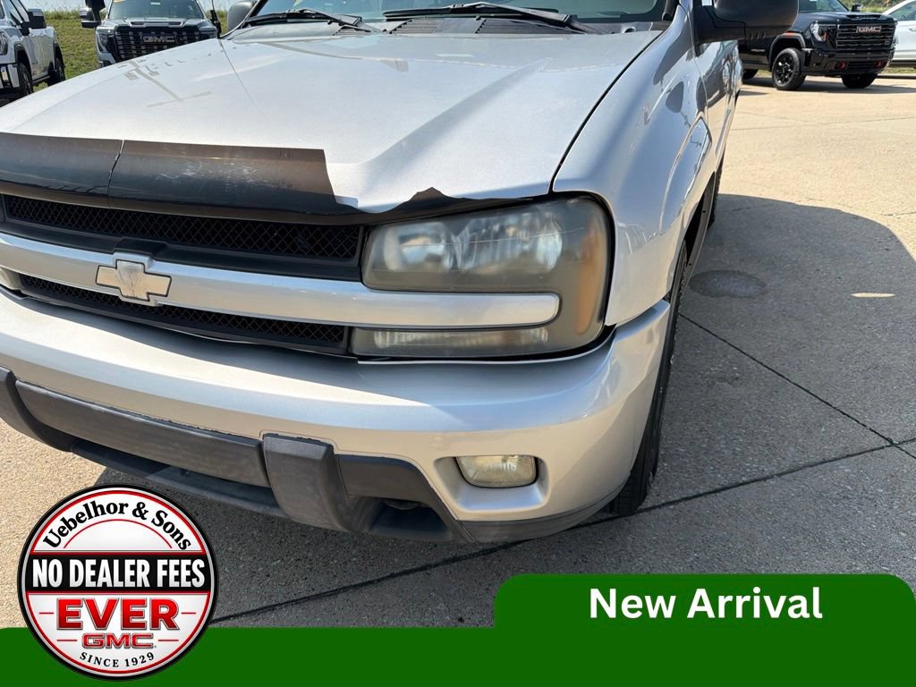 Used 2004 Chevrolet TrailBlazer LT w/ LT Preferred Equipment Group AWD/4WD image 13
