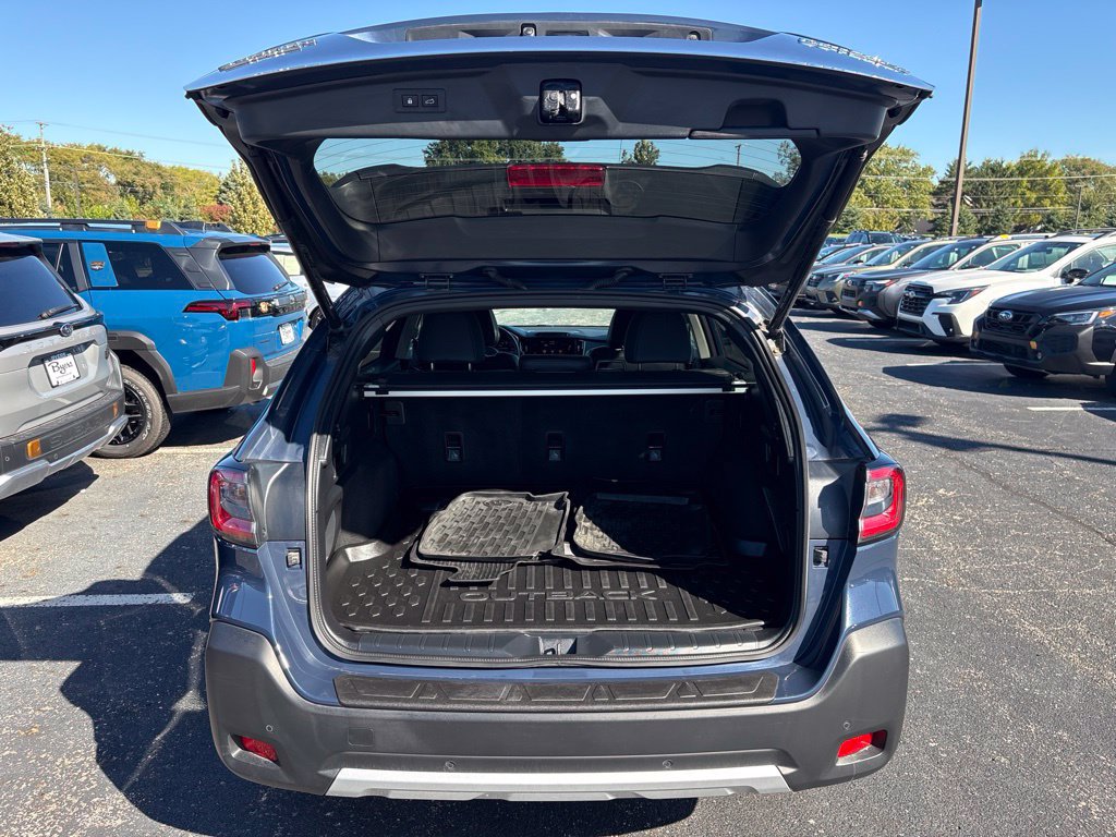 Certified 2024 Subaru Outback Limited AWD/4WD image 8