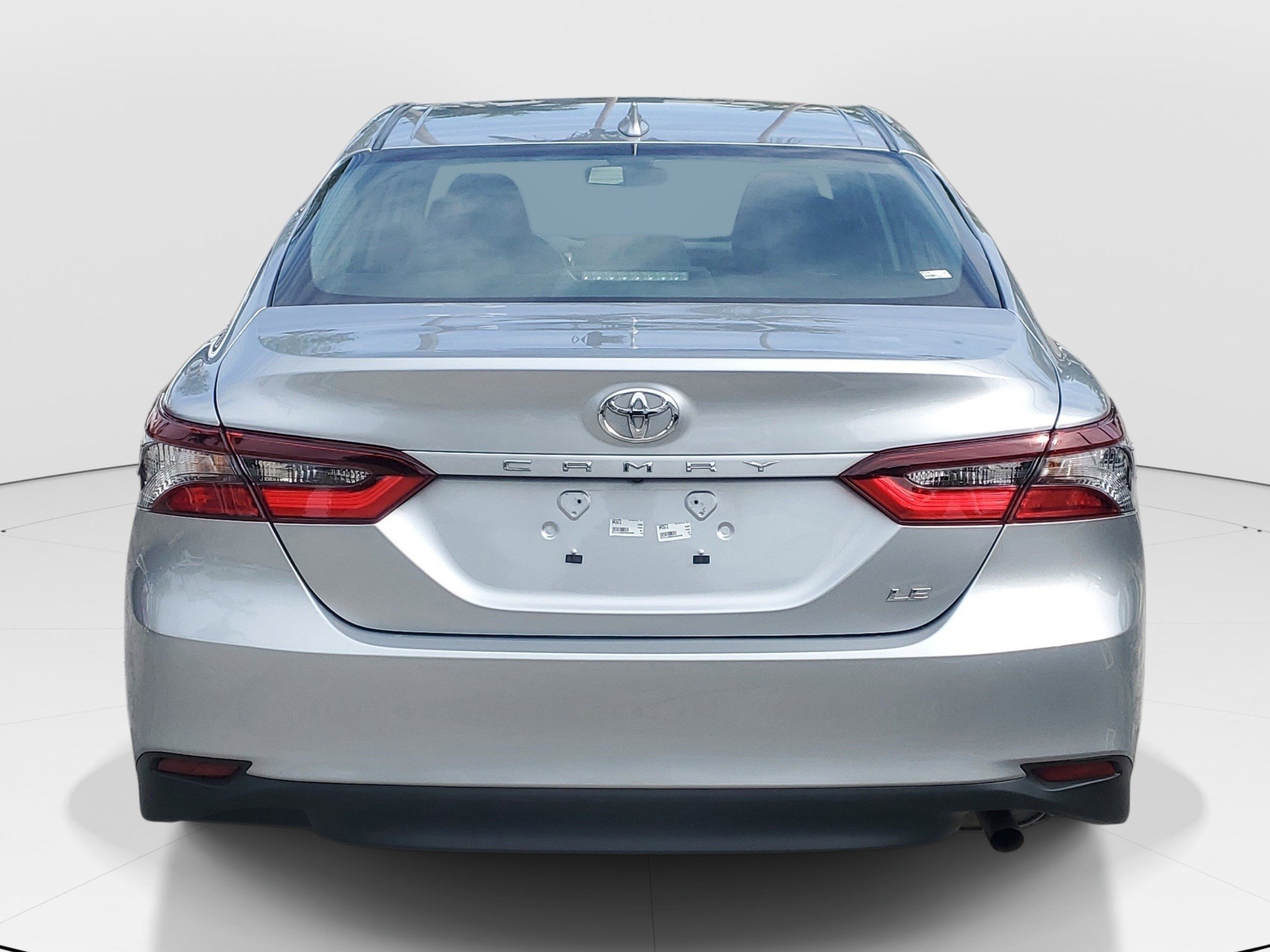 Used 2023 Toyota Camry LE FWD image 4