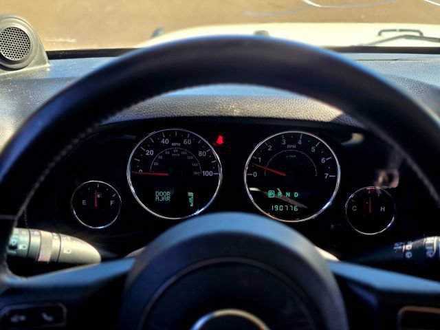 Used 2013 Jeep Wrangler Sport AWD/4WD image 18
