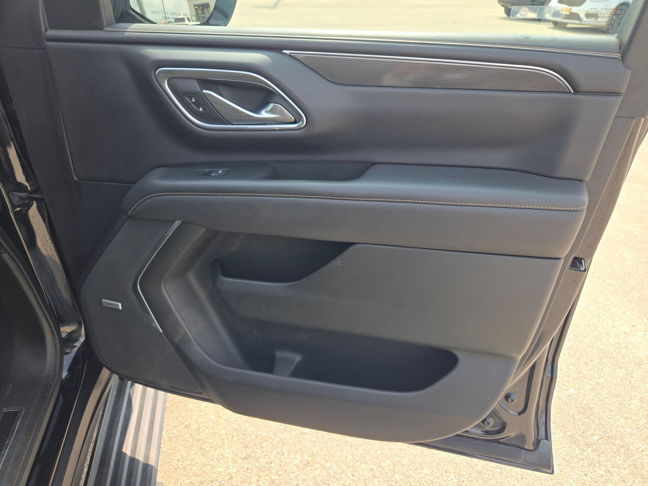 Used 2021 GMC Yukon XL AT4 w/ AT4 Premium Package AWD/4WD image 30
