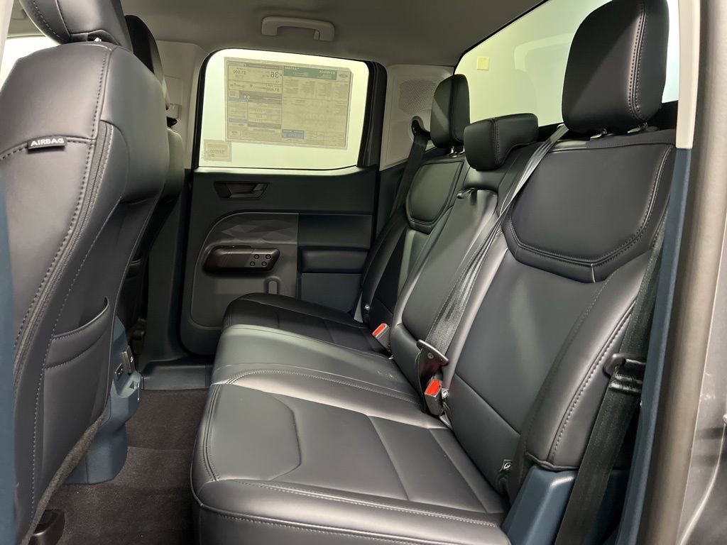 New 2026 Ford Maverick Lariat w/ Black Appearance Package image 30