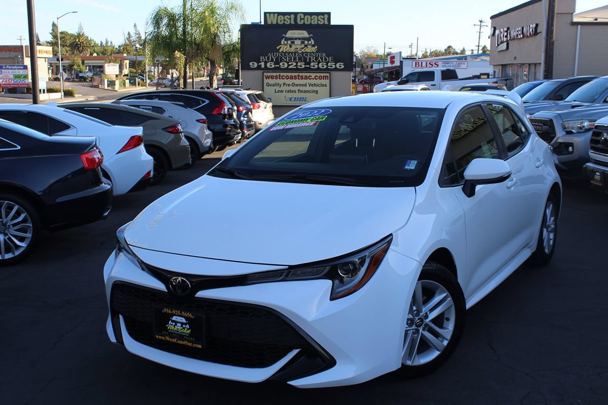 Used 2022 Toyota Corolla SE w/ Carpet Mat Package (TMS) FWD image 38