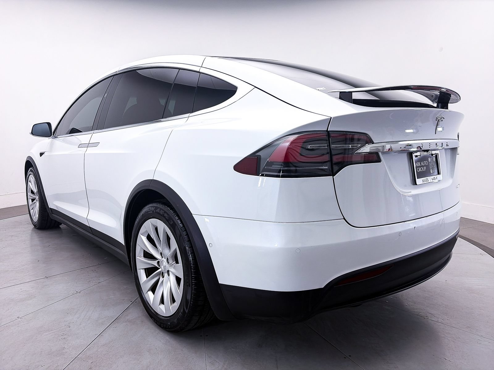 Used 2020 Tesla Model X Long Range AWD/4WD image 13