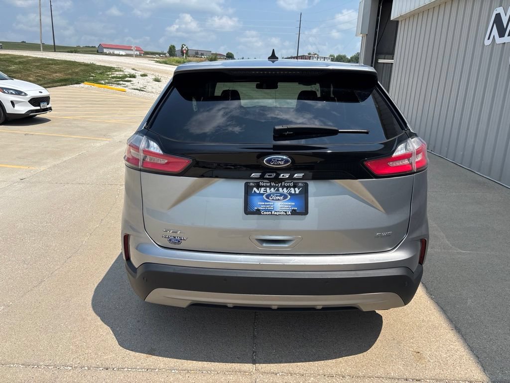 Certified 2023 Ford Edge SEL w/ Convenience Package AWD/4WD image 6
