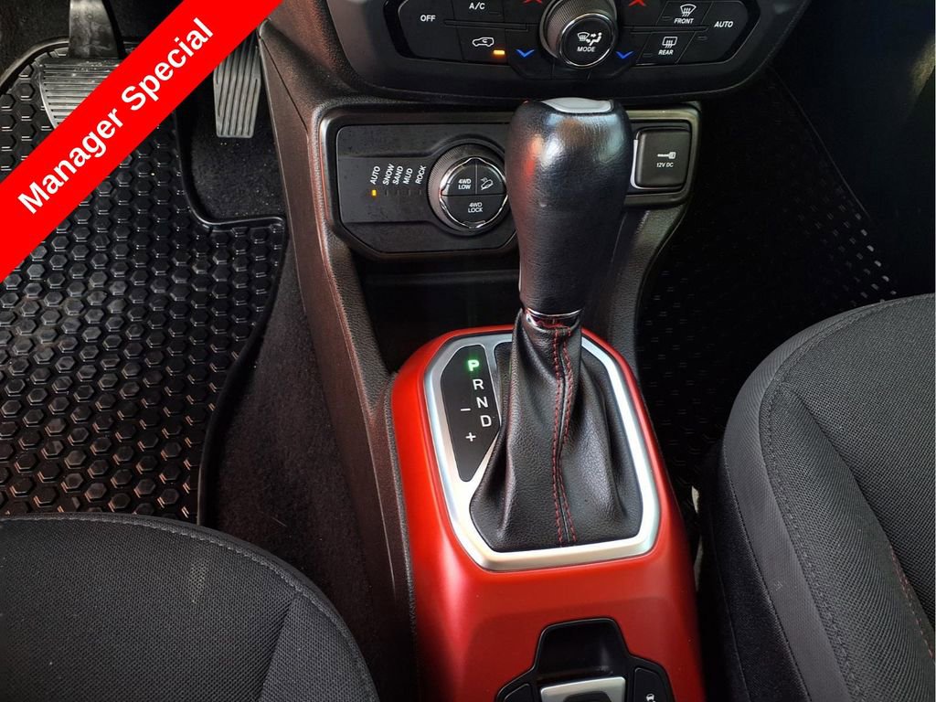 Used 2020 Jeep Renegade Trailhawk AWD/4WD image 7