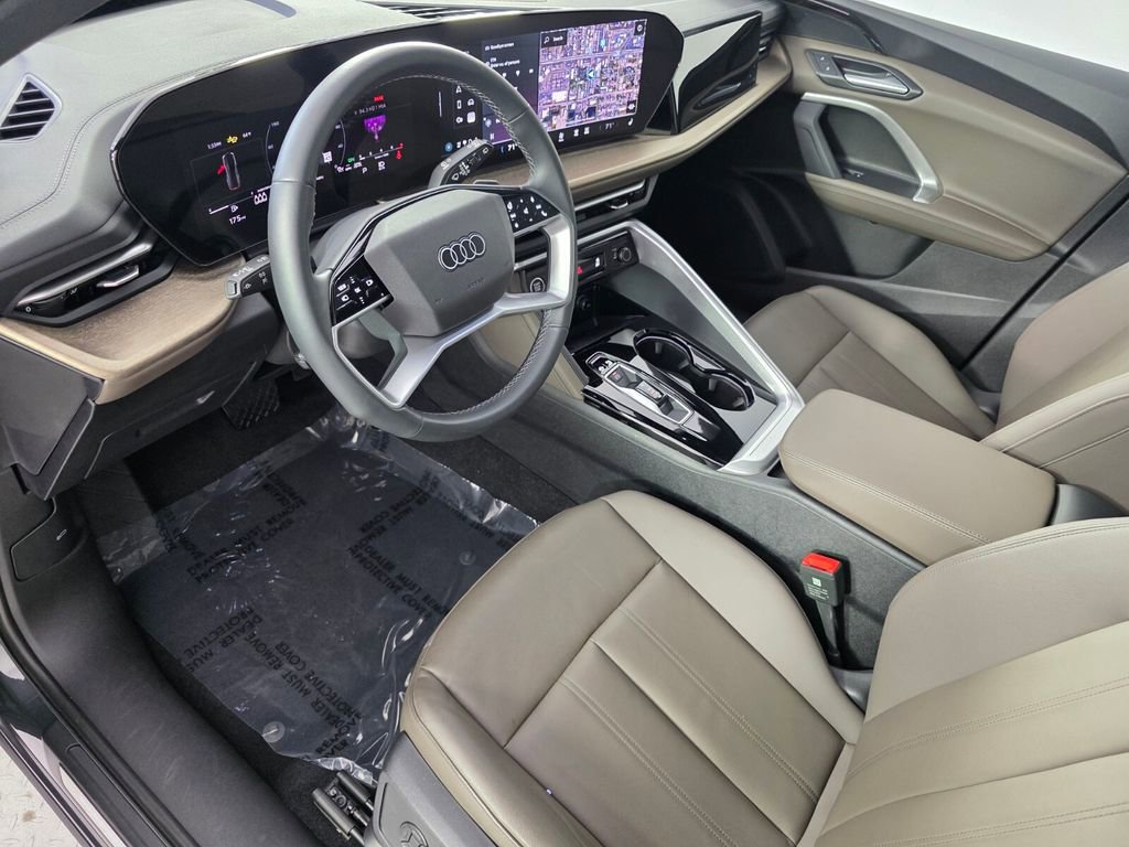 Used 2025 Audi Q5 Premium image 10