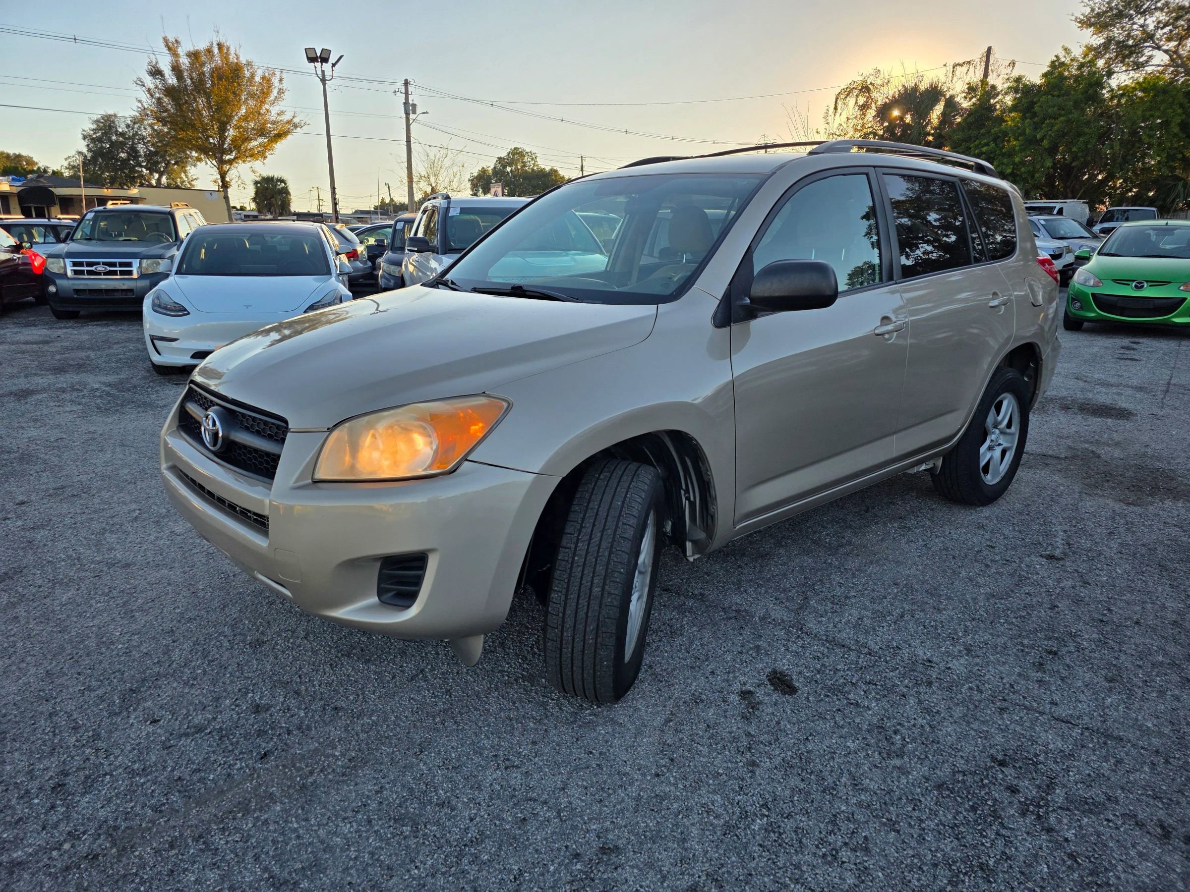 Used 2011 Toyota RAV4 2WD image 3
